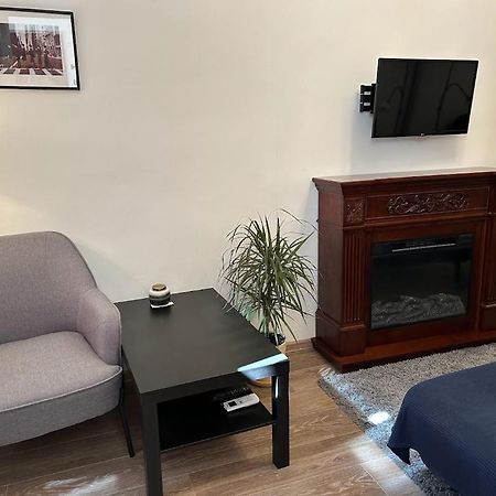 אודסה Charming Apartment מראה חיצוני תמונה